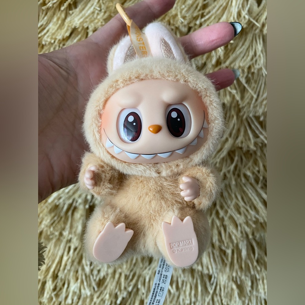 Authentic POPMART Labubu - Picture 2 of 7